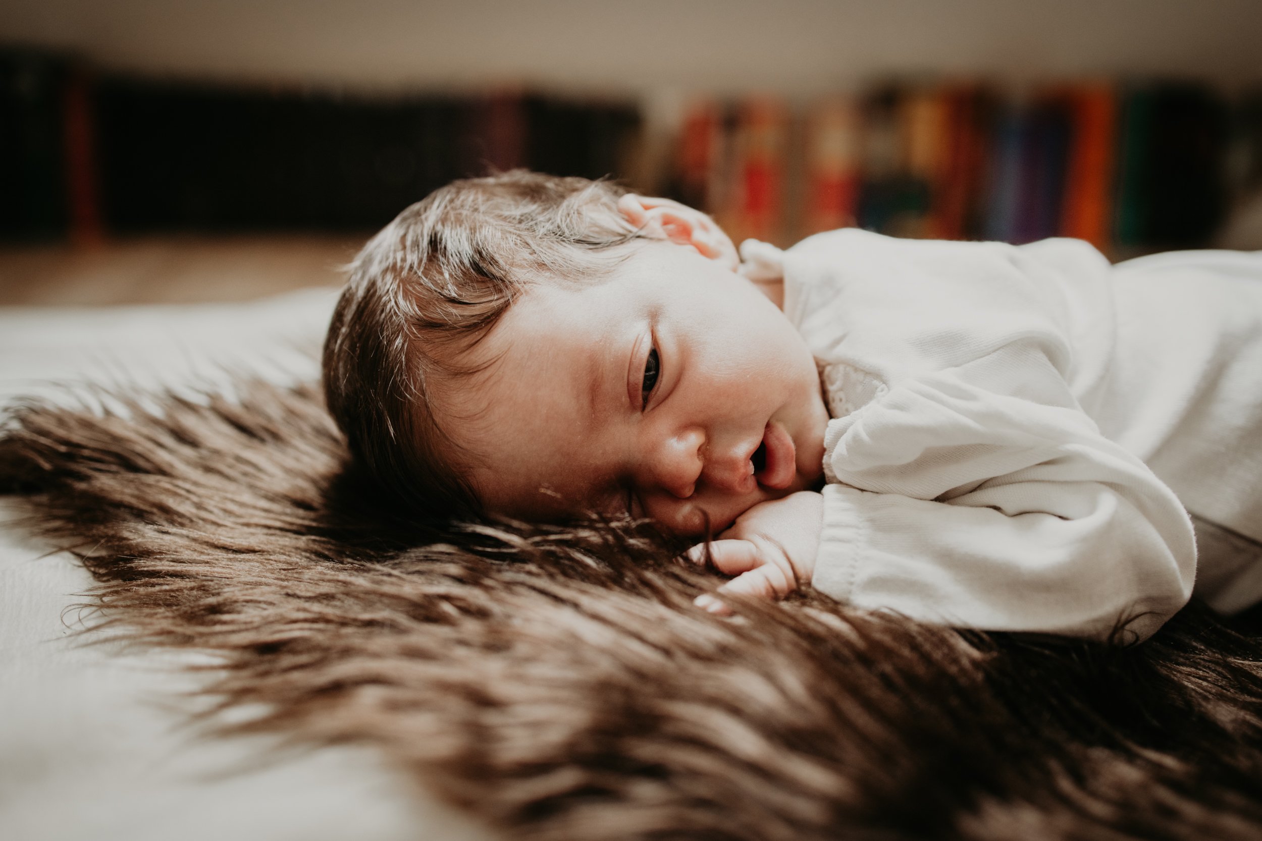 Newbornshooting Babyshooting Babyfotografie Homestory (15 von 17).jpg