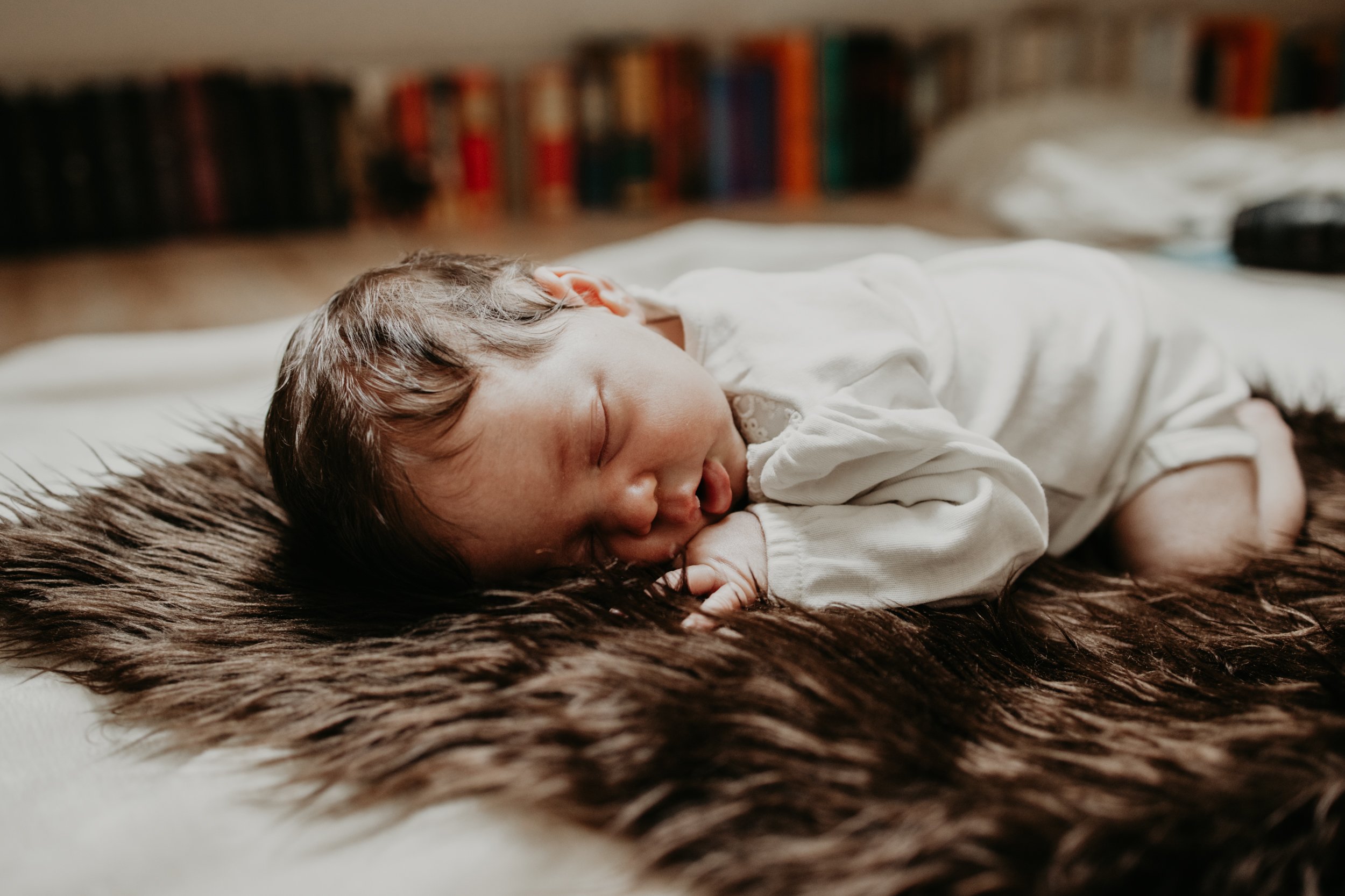 Newbornshooting Babyshooting Babyfotografie Homestory (16 von 17).jpg