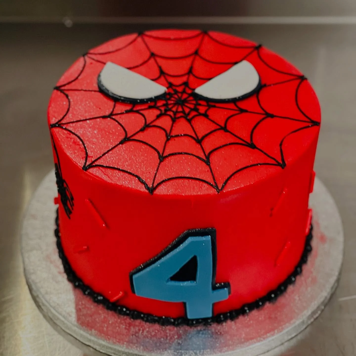 #spiderman #london #cupcakes #bakery #baking #birthdaycake #sweet #dessert #icing #yummy #delicious #foodporn #instafood #foodie #cakedecorating #iloveit #iwant #tiger #fun #chocolate #buttercream #cakedesigner #pastrychef #industry #chocolatecake #c