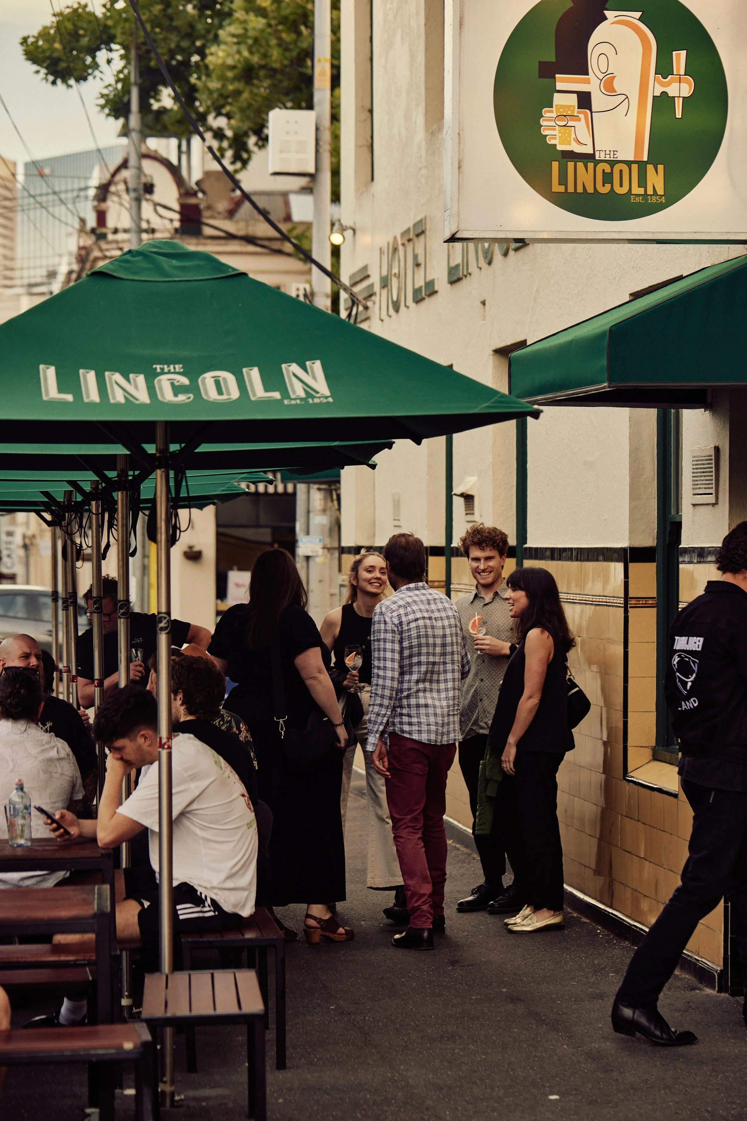 Laburnum Pub The Lincoln - A Historic Melbourne Pub
