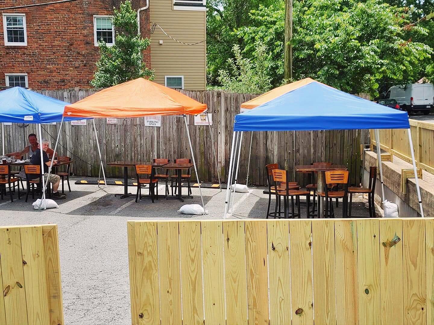 Stop by Cowboy Cafe and enjoy our shaded patio space! 🍻

&bull;
#vabusiness #localfood #patio