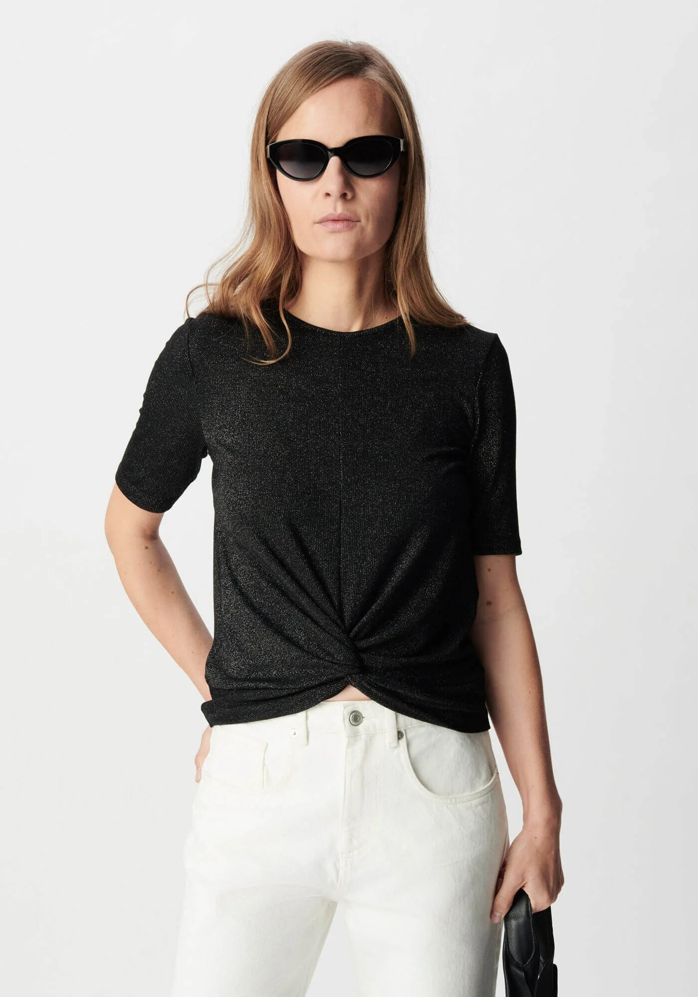 IKKS-TEE~SHIRT~NOIR~PAILLETE~EFFET~DRAPE~AVEC~NOEUD~FEMME-B310125-02_1.jpg