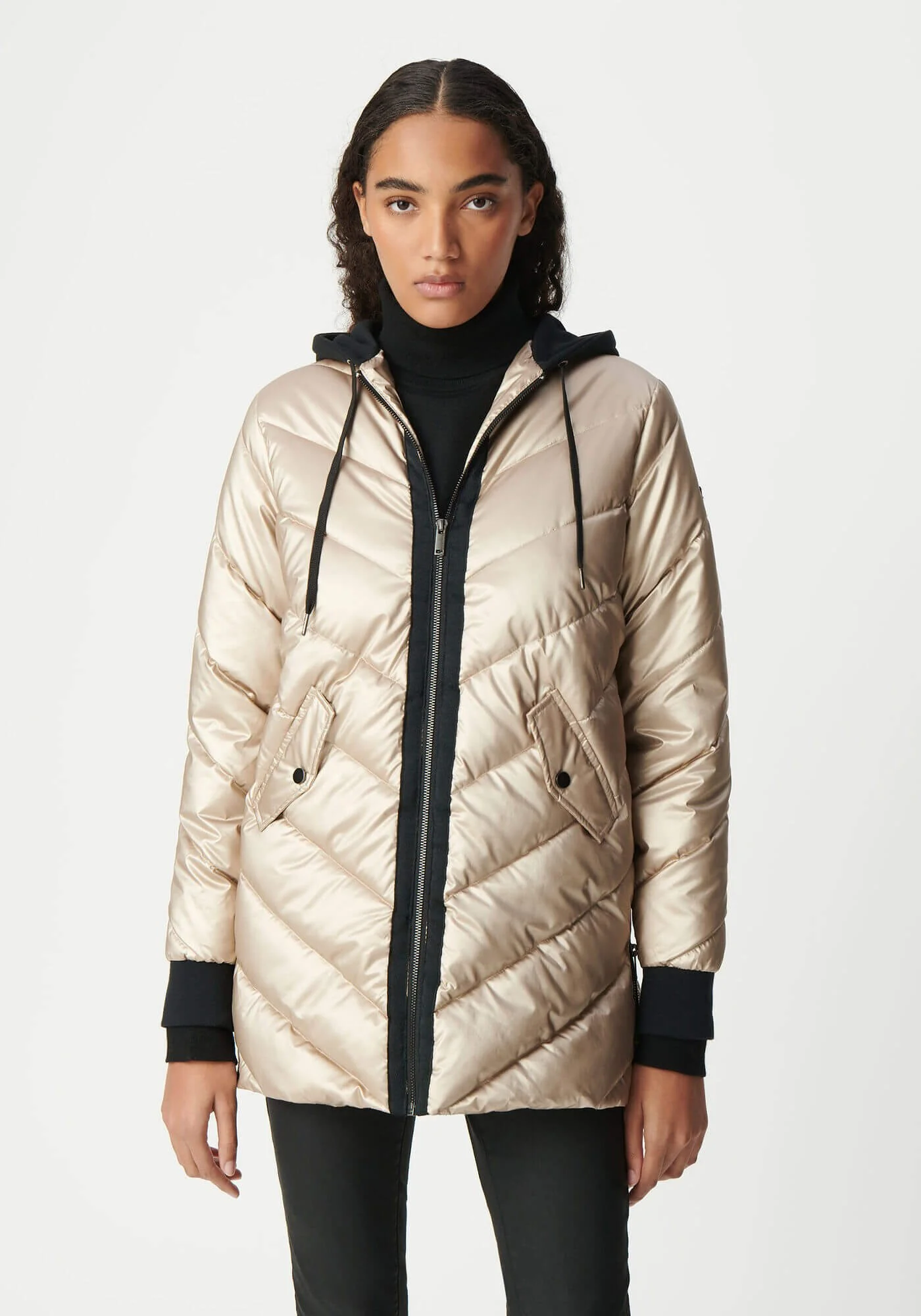 IKKS-SOUS~DOUDOUNE~GOLD~CAPUCHE~MOLLETON~NOIR~FEMME-B145015-14_2.jpg