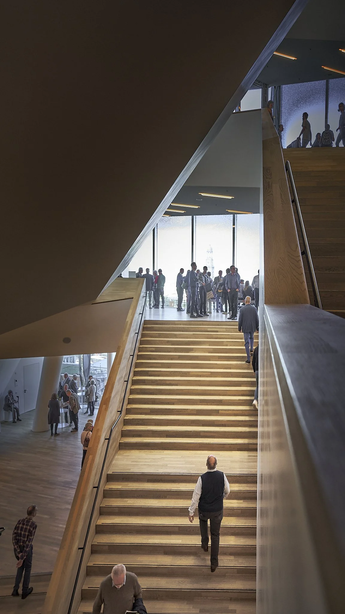 2022-10 Hamburg Elbphilharmonie Photography 15.jpg