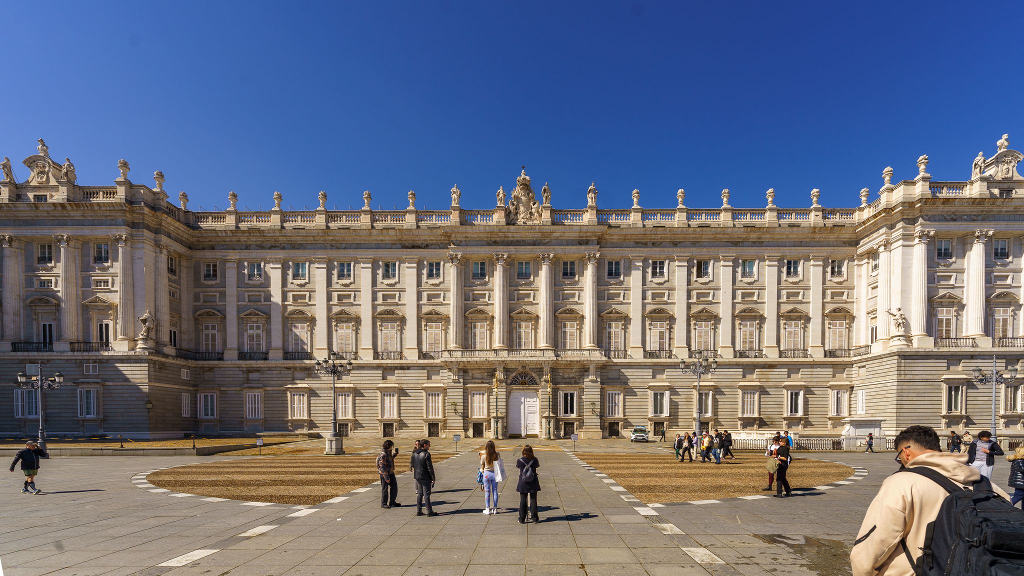 Mengamati Arsitektur Madrid Royal Palace dan Lingkungannya