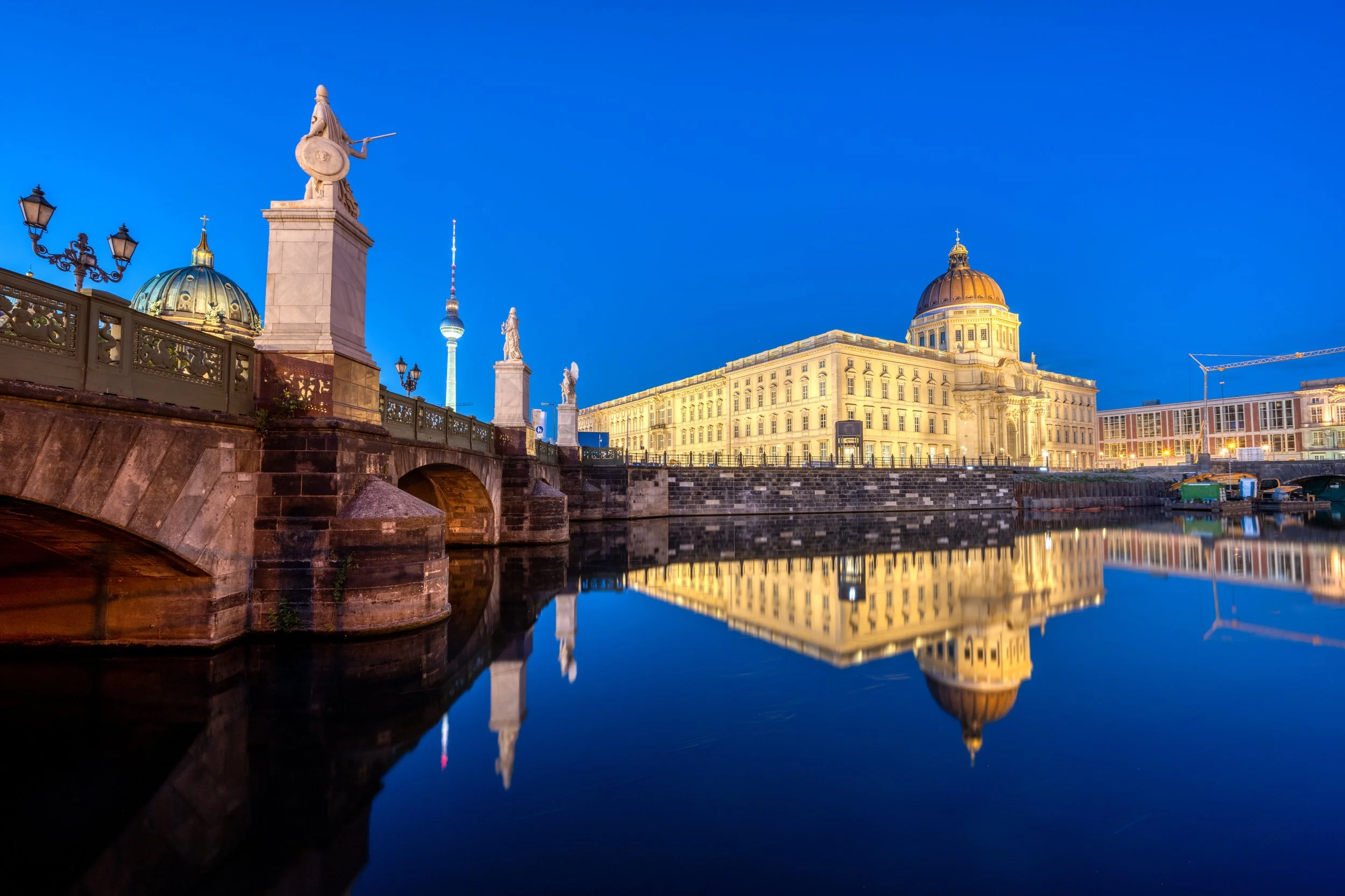 Mengamati Kehidupan Arsitektur dan Iklim Kota Berlin