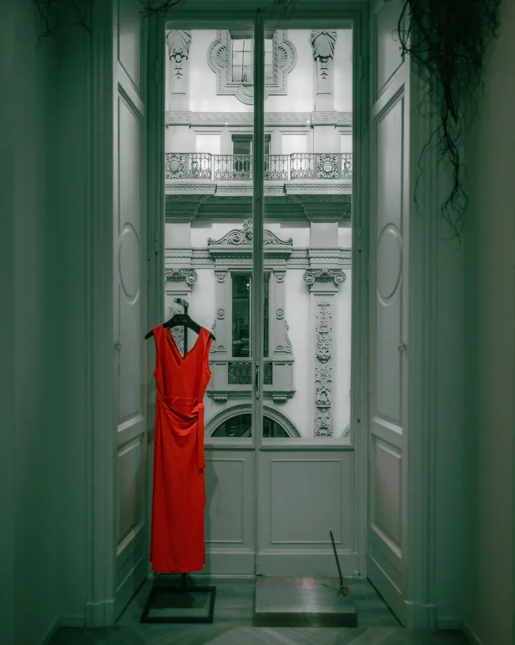 2019-07+Milan+Galleria+Vittorio+Emanuele-9-SharpenAI-Motion.webp