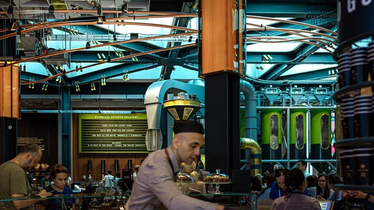 2019-07+Milan+Starbuck+Rerserve+Roastery+8.webp