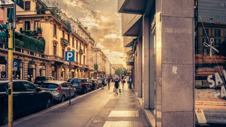 2019-07+Milan+Citiscape+Photography-3.webp