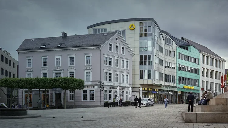 Observe: Ludenscheid Cityscape