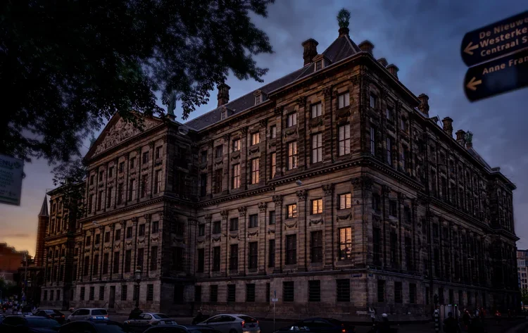 2019-07+Amsterdam+Citiscape+Herwin+Gunawan+Photography+03.webp