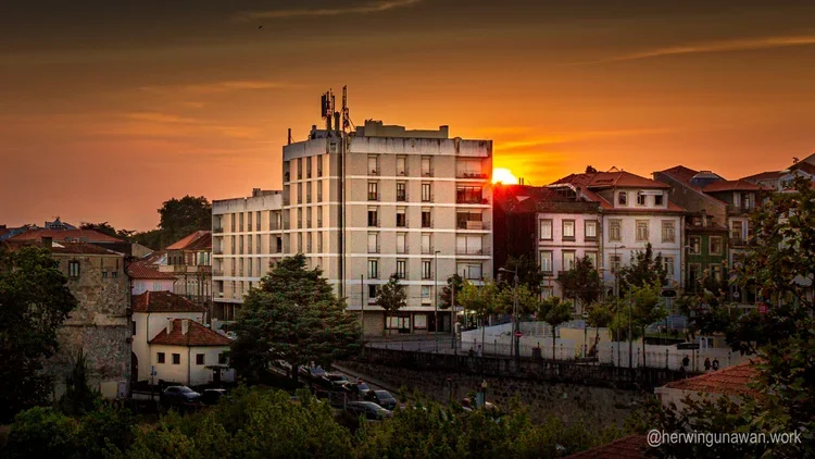 20180816+porto+city+9.webp