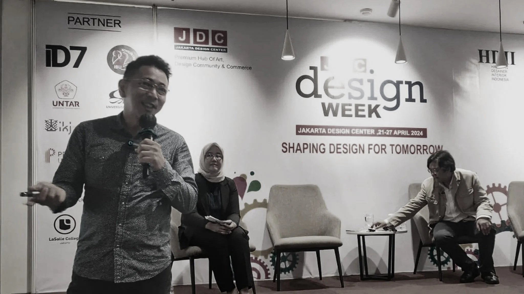 Pemikiran Konsep dan Pengalaman Desain Pencahayan Berkelanjutan bagi Generasi Masa Depan