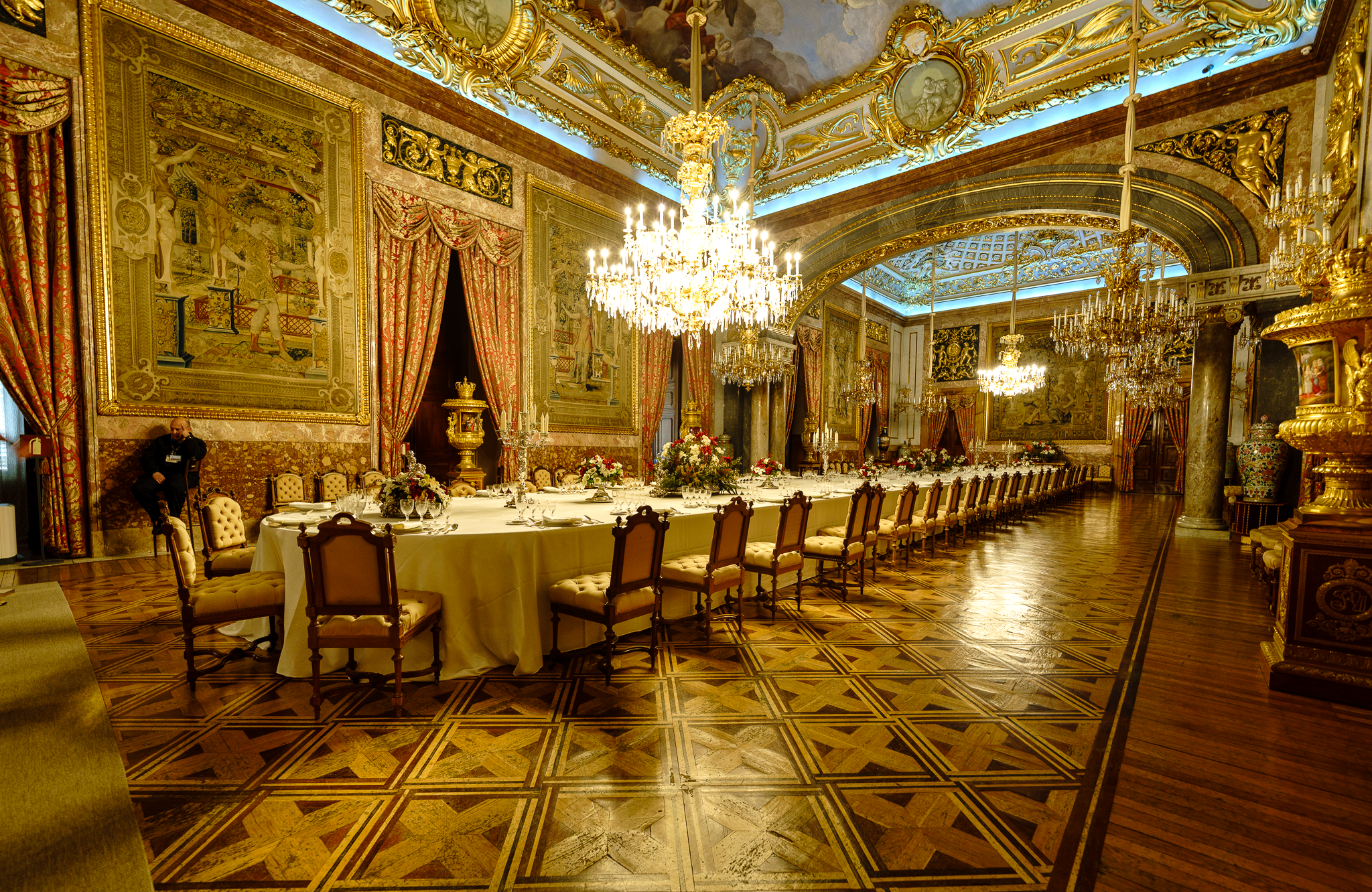 Architectural acoustics inside Madrid Royal Palace Architecture