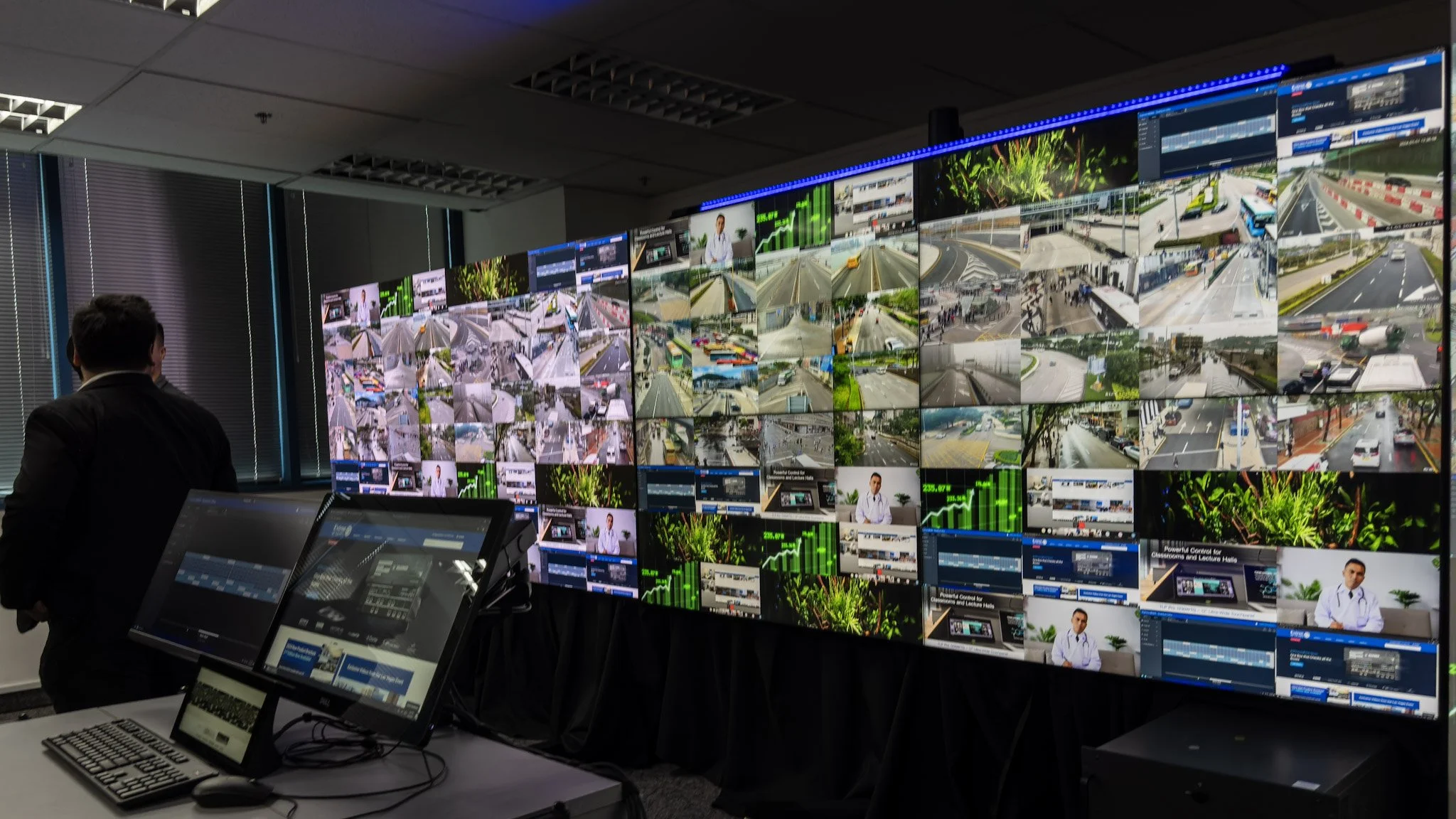 Extron Control Room Command Center AV Solution.jpg
