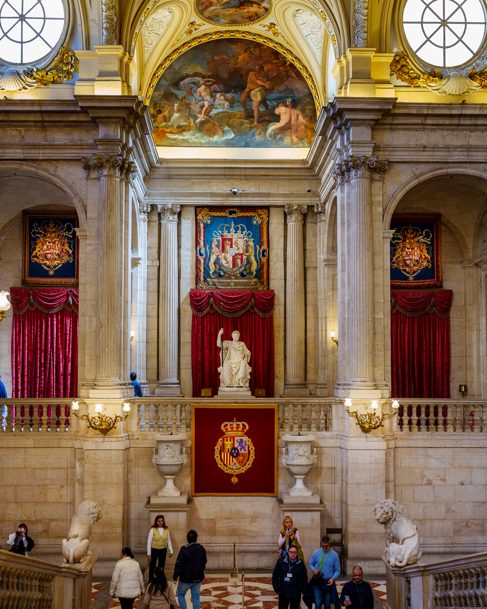 Daylighting analysis of Madrid Royal Palace Architecture from a Building Physics perspective
