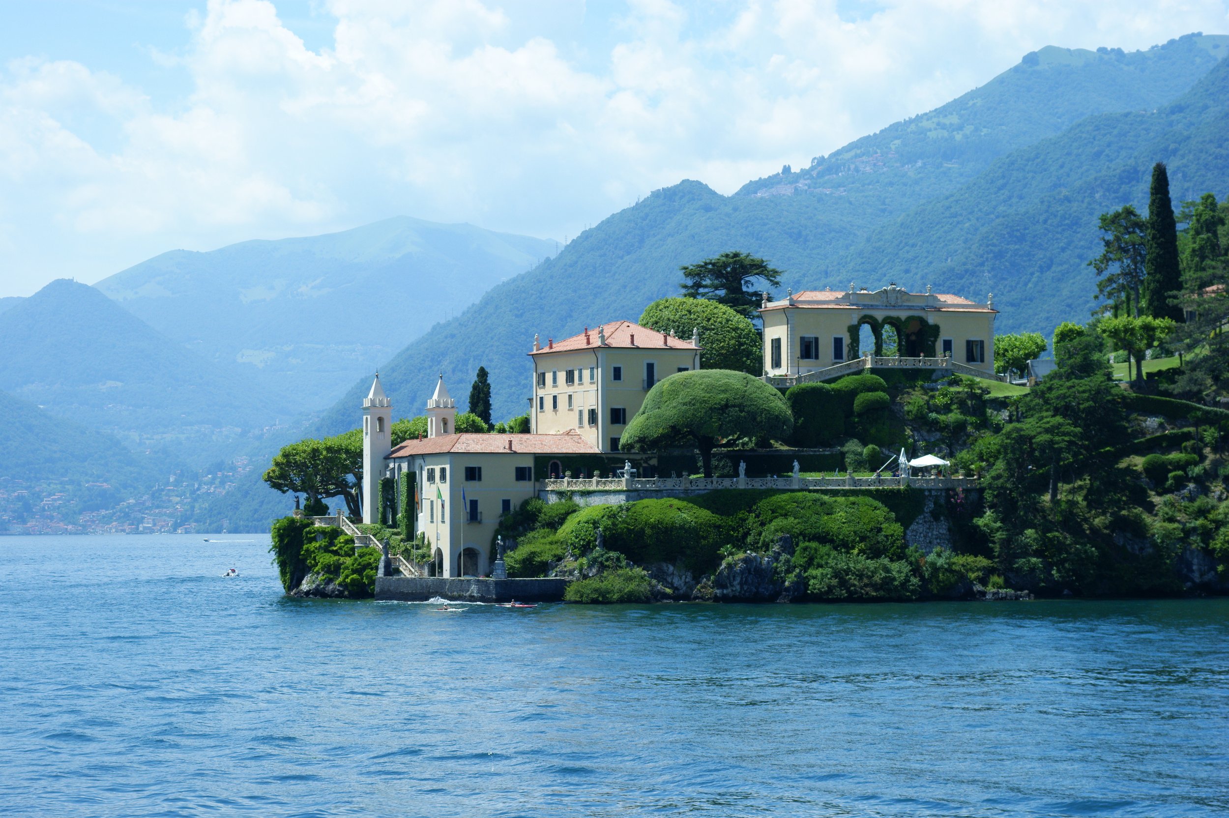 Italian Villa on Lake.jpg