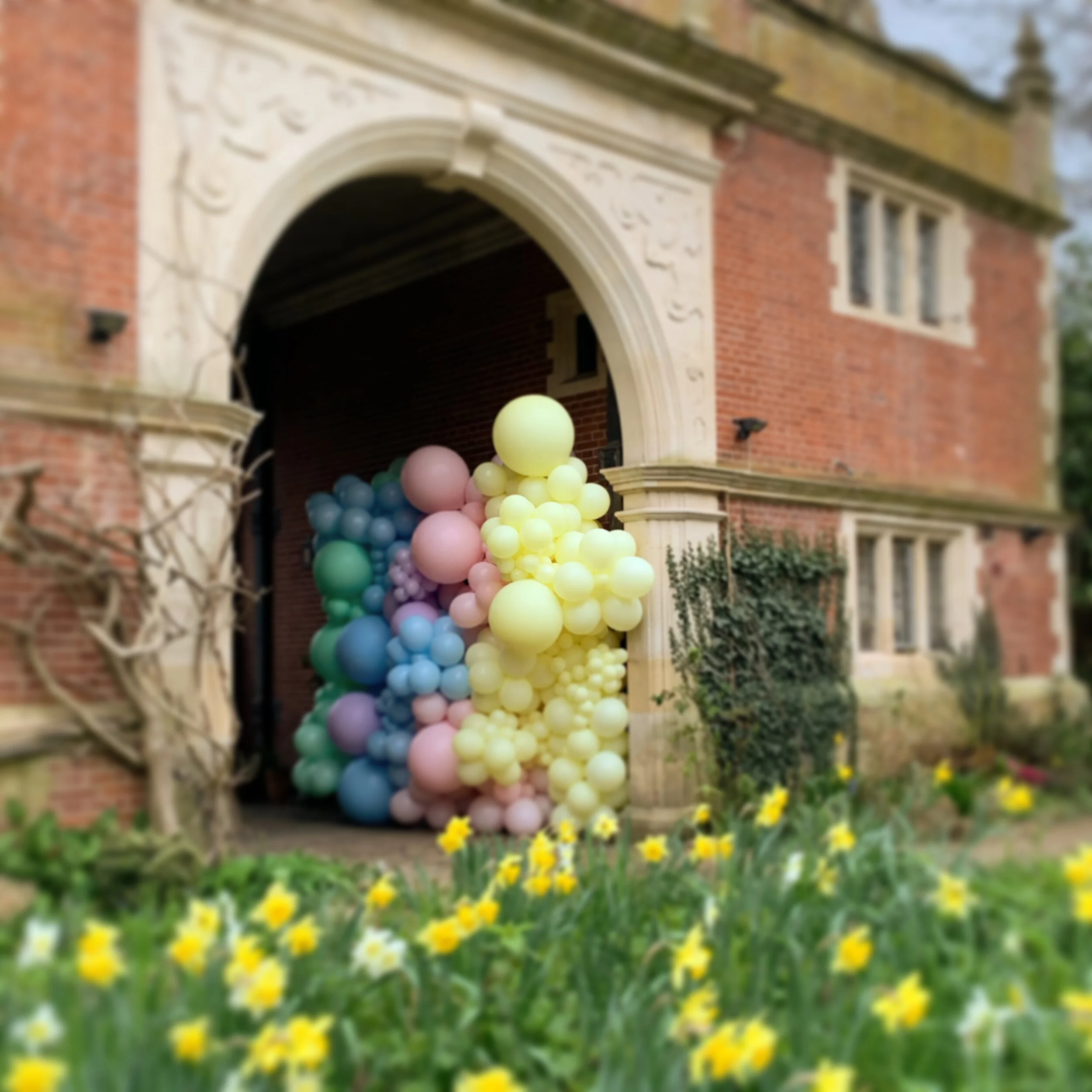 London Balloons Helium Balloon Delivery & Balloon Installations