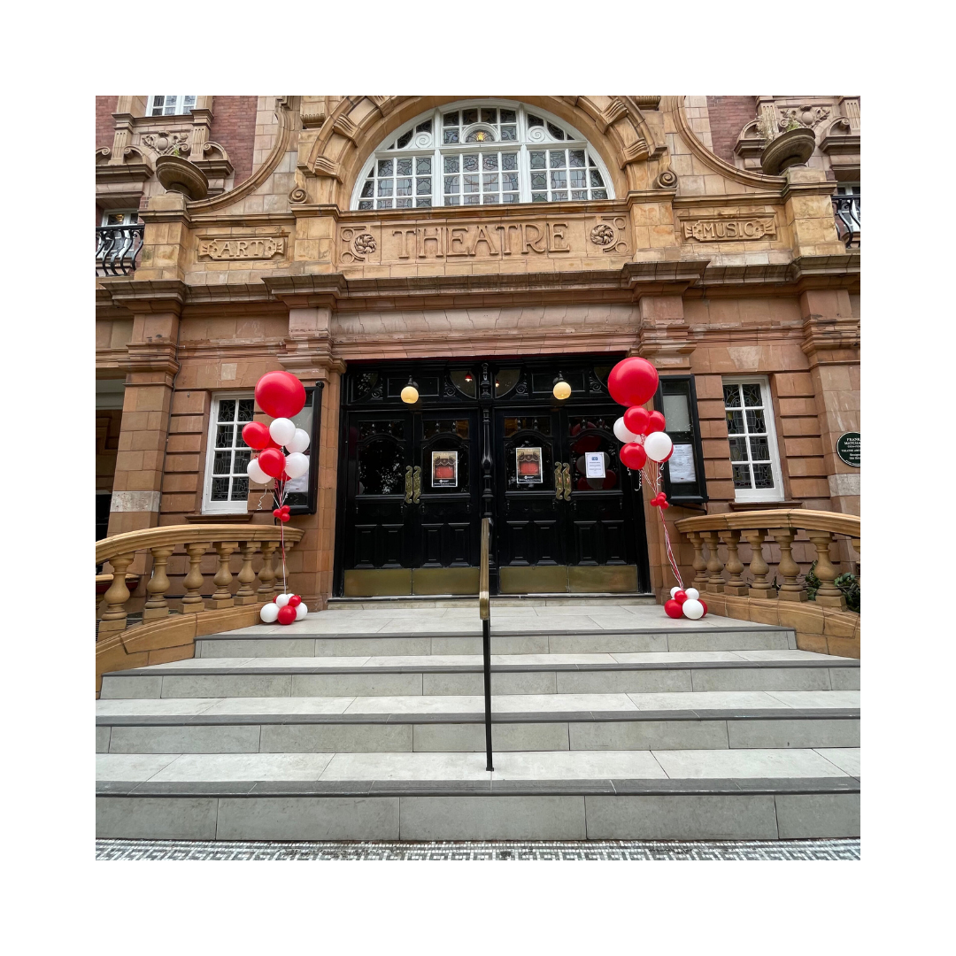 Red and white helium balloons | London Balloons 3.png
