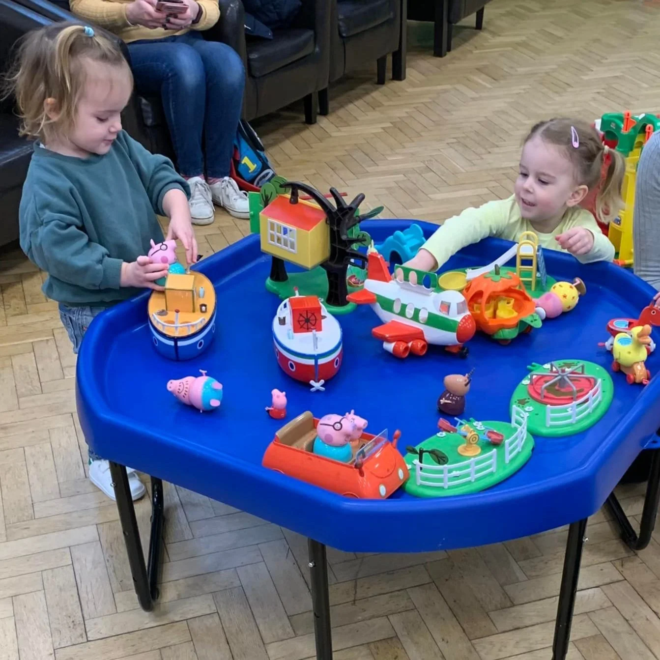 Oasis Soft Play - play tables