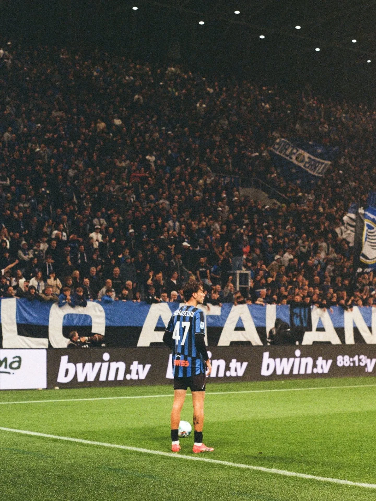 La Maglia Sudata Sempre. The shirt always sweats. 👕

It&rsquo;s a stamp of approval in the collar of every @atalantabc jersey, and a rallying cry that encapsulates the essence of the hard-working and spirited Bergamaschi. It is both an expectation a