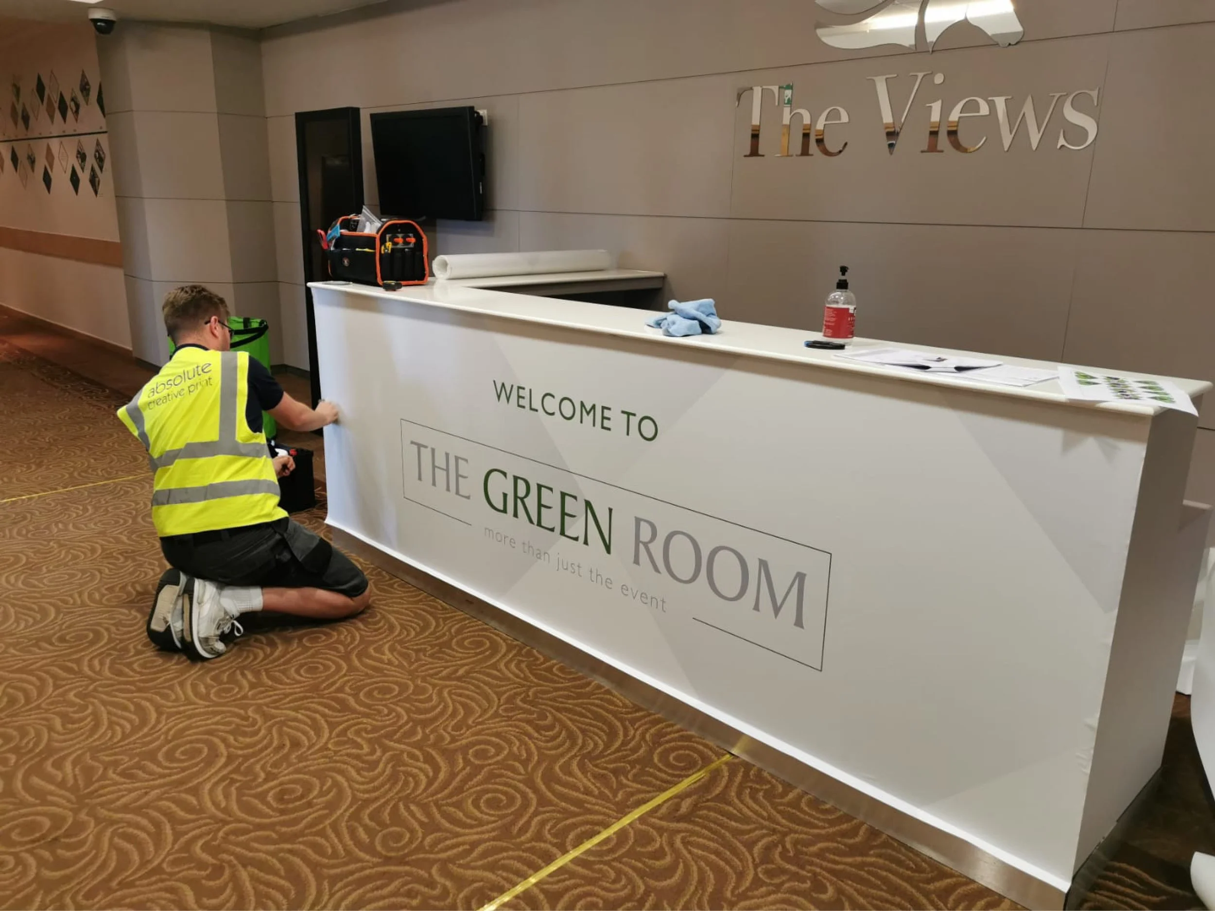 Harness The Power of Wall Graphics: Revolutionise Your Workspace with Impactful Designs