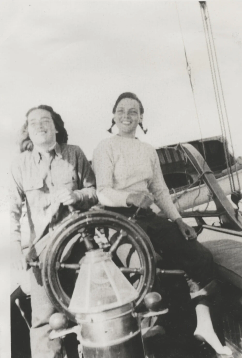 annie-and-penelope-yacht.jpg