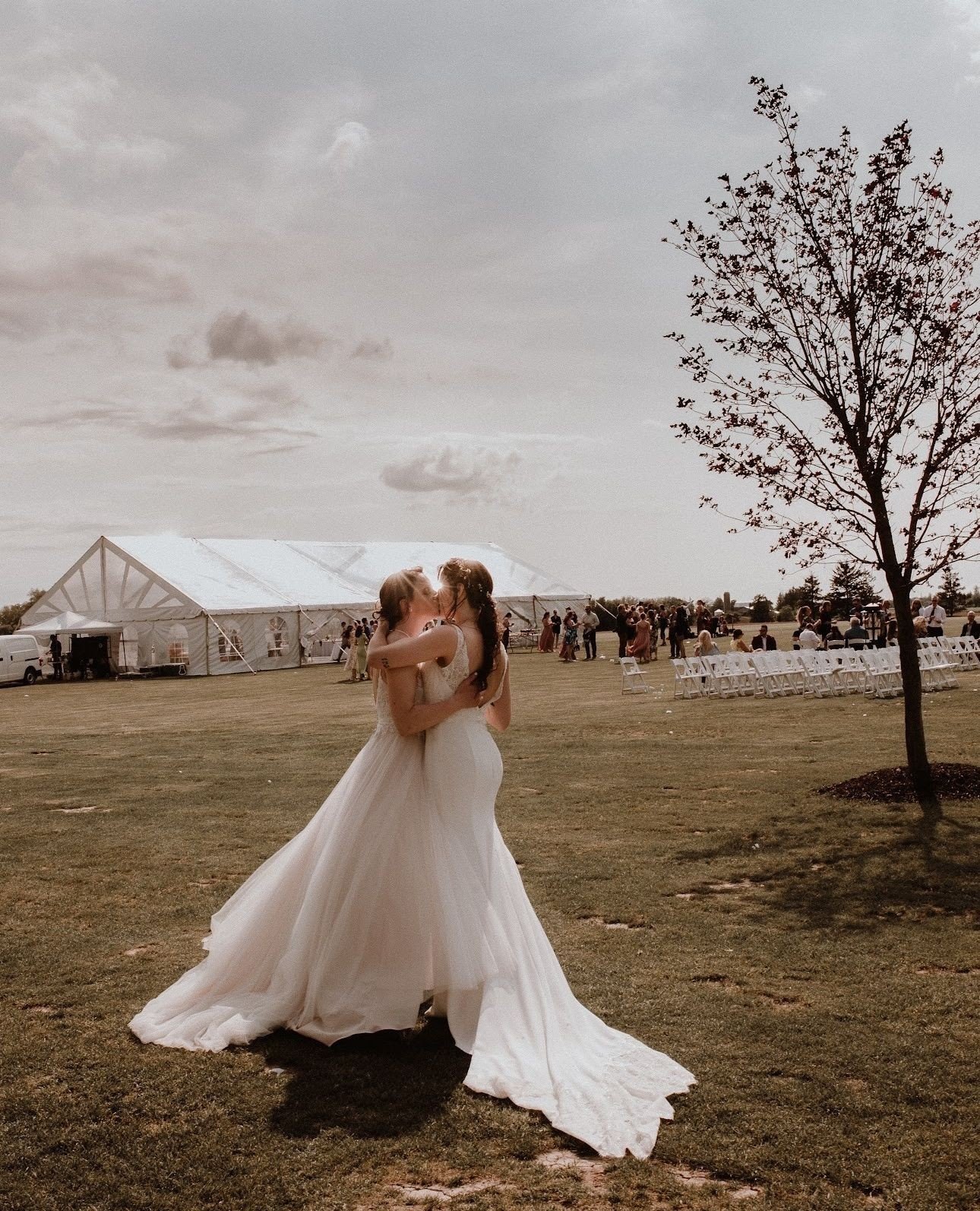 Hosting your wedding on private property adds a special touch of intimacy and personalization to your big day. Whether it's a sprawling estate, a rustic barn, or a picturesque backyard, private venues offer a unique opportunity to create a wedding th