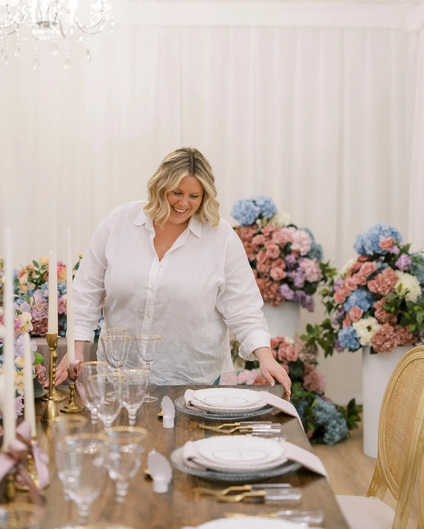 At Lindsay Plank Events, I believe weddings should feel as effortless as they are beautiful. No two couples are the same, which means no two weddings should be either. My passion lies in creating events that are deeply personal, intentional, and time