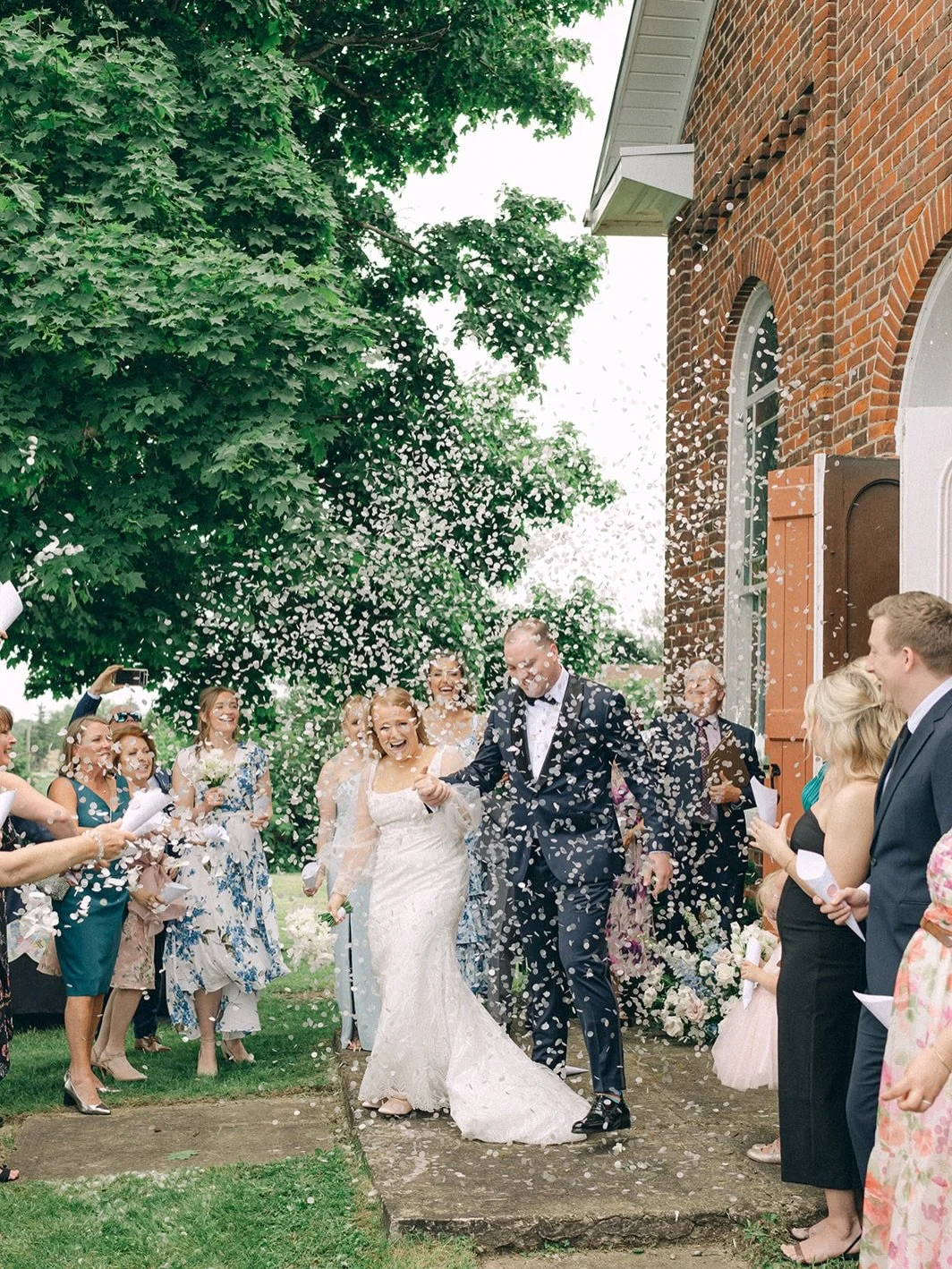 There is nothing quite like that just married energy!

Happy Valentine&rsquo;s Day to the couples who choose to celebrate their love fully, beautifully, and without hesitation 💌✨

Photography: @alix.gould 

#confettitoss #justmarried #valentinesday 