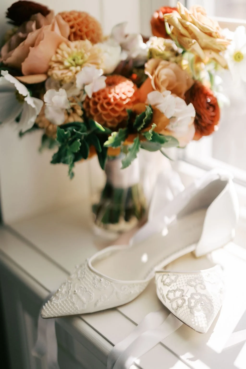 Sue-Ann-Staff-Tented-Wedding-Lindsay-Plank-Events-03