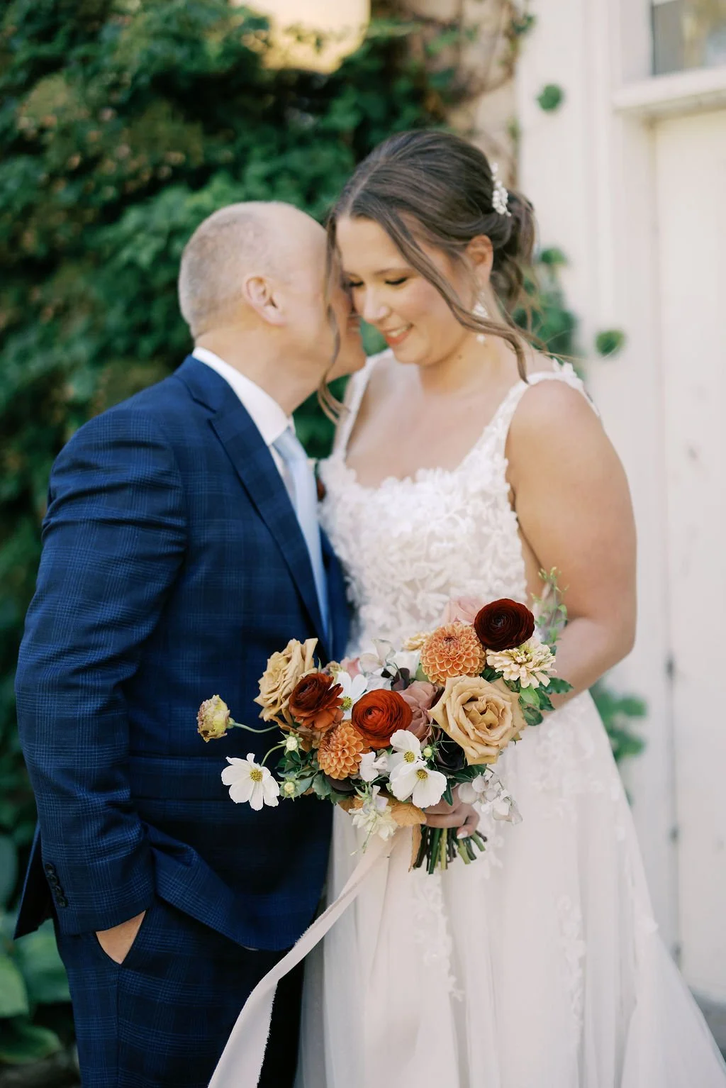 Sue-Ann-Staff-Tented-Wedding-Lindsay-Plank-Events-04