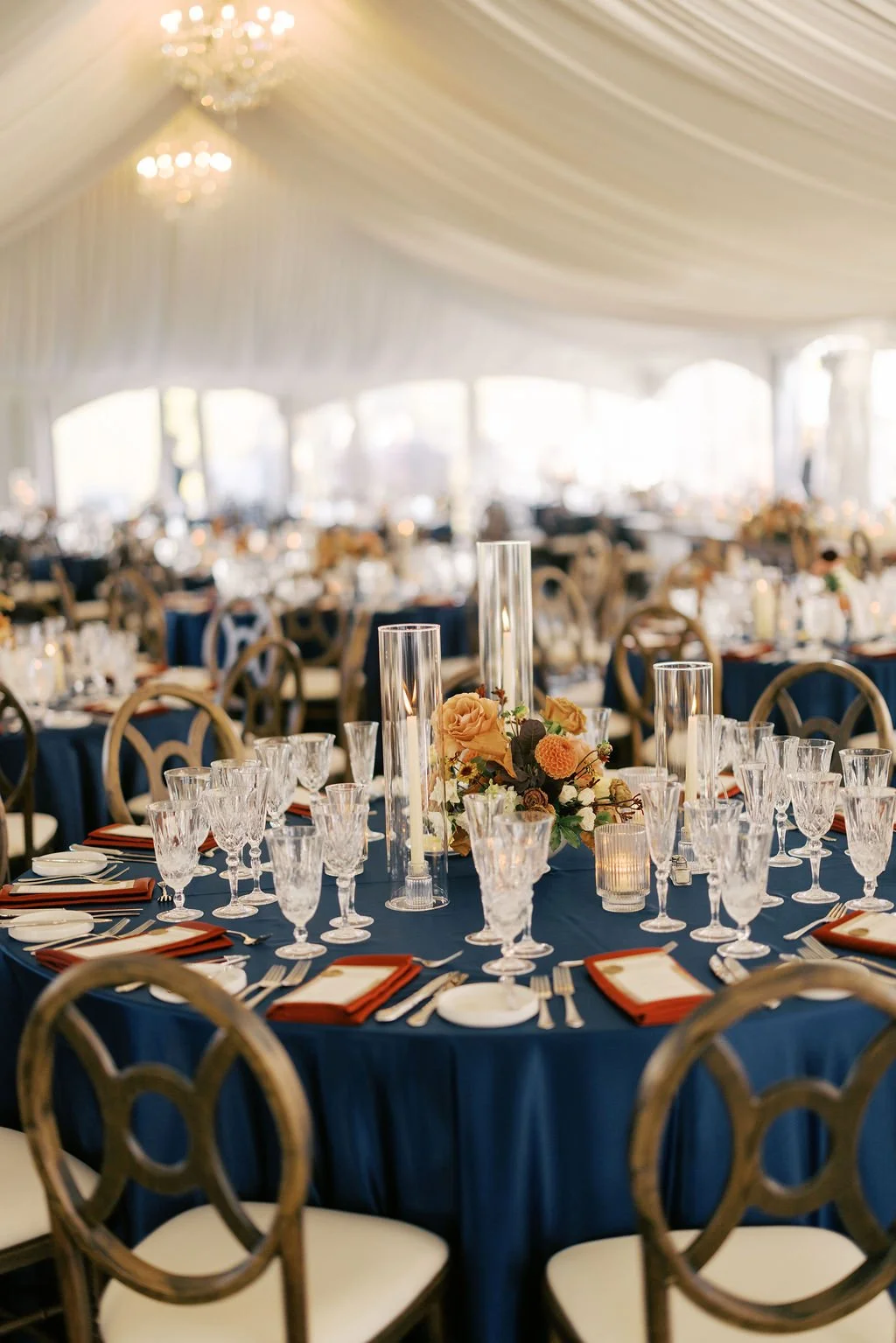 Sue-Ann-Staff-Tented-Wedding-Lindsay-Plank-Events-31