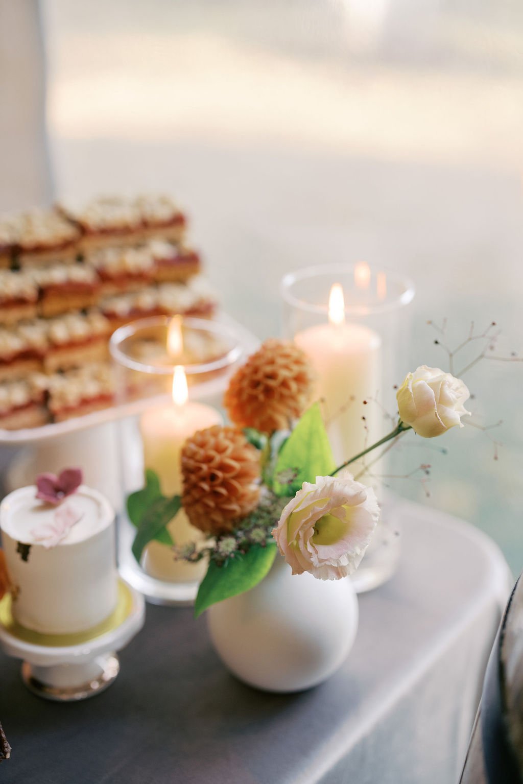 Sue-Ann-Staff-Tented-Wedding-Lindsay-Plank-Events-43