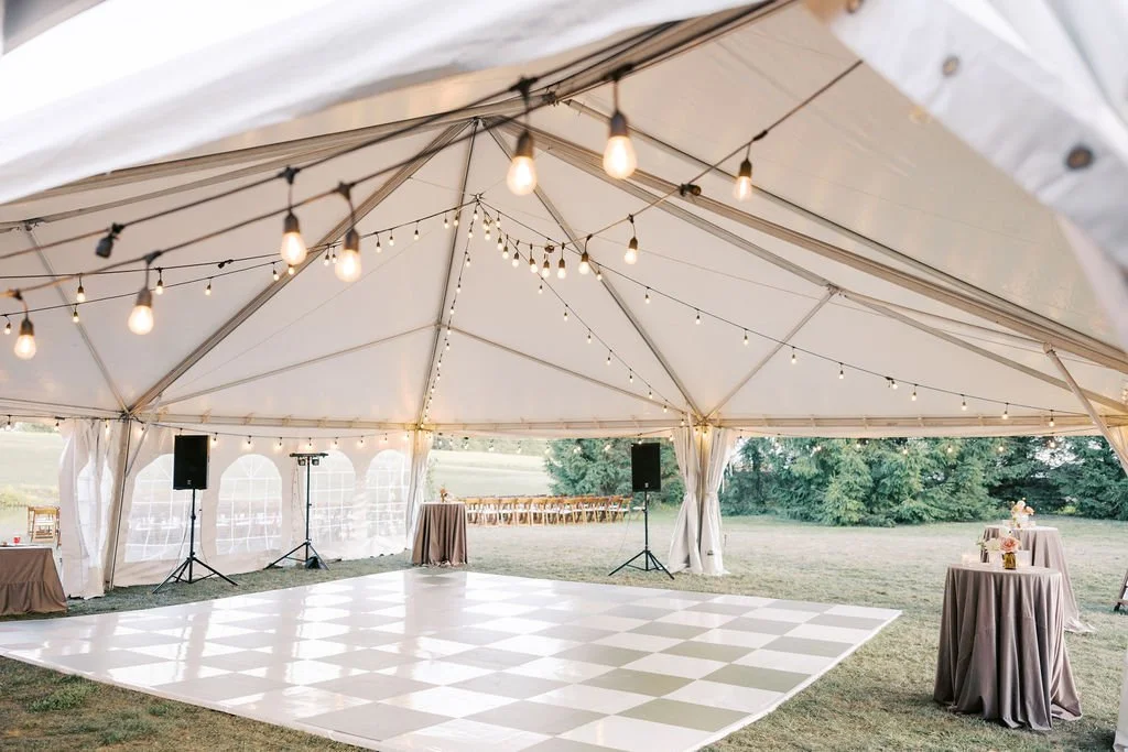Sue-Ann-Staff-Tented-Wedding-Lindsay-Plank-Events-51