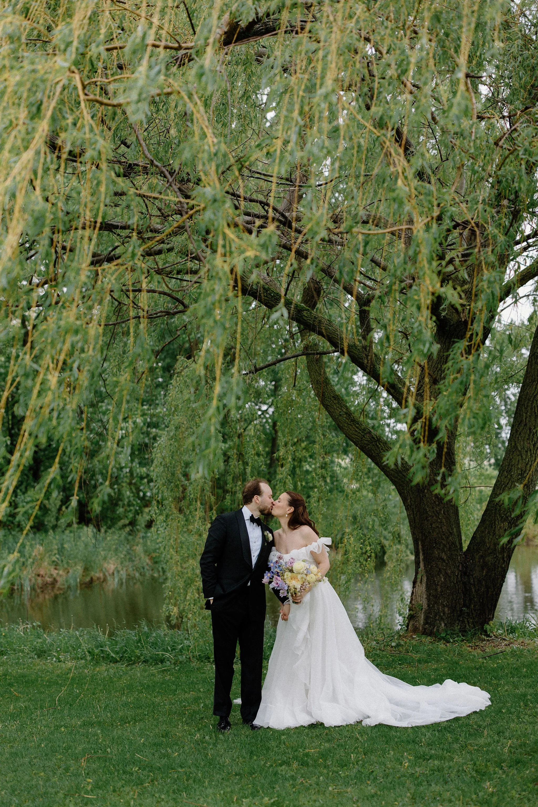 Yellow &amp; Purple Florals Pop in a Rainy Garden Wedding at The Clearing