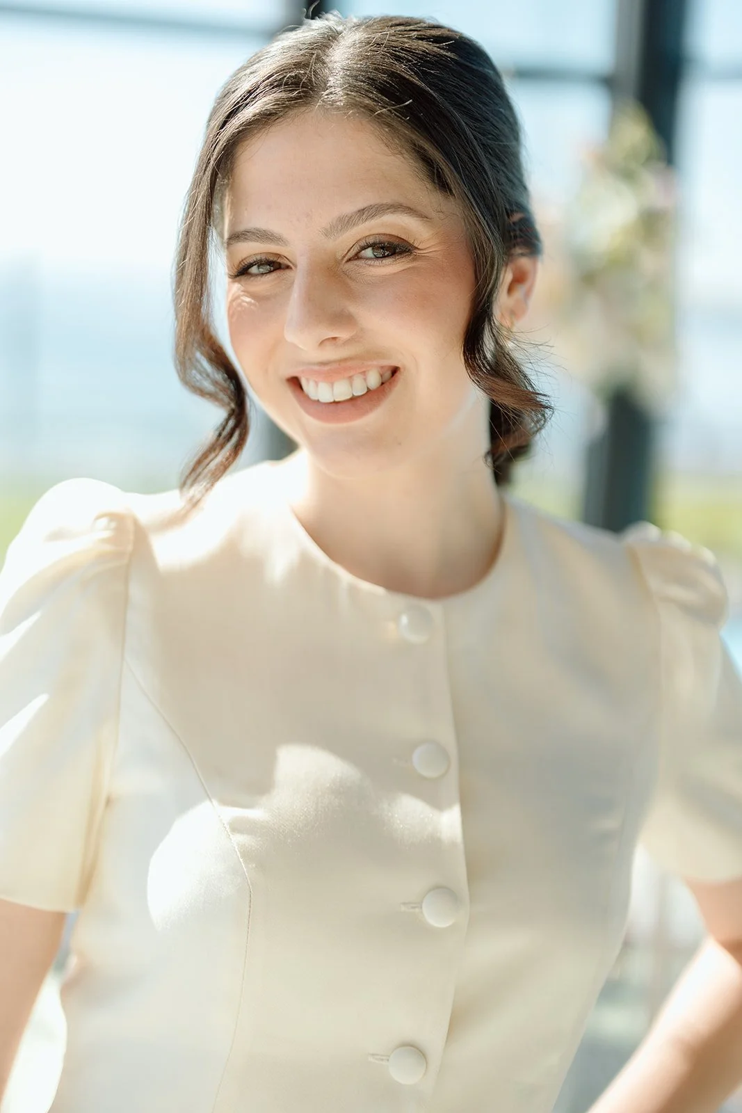  Beautiful bride in her custom ivory wedding suit captured by Paula Visco. 