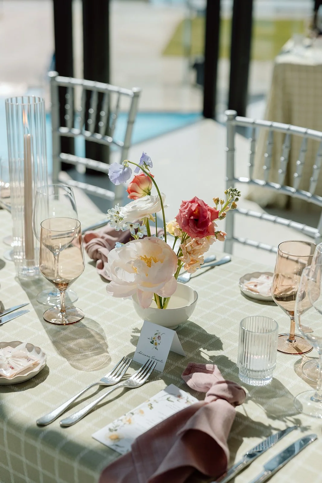  Full tablescape designed by Lindsay Plank Events. 