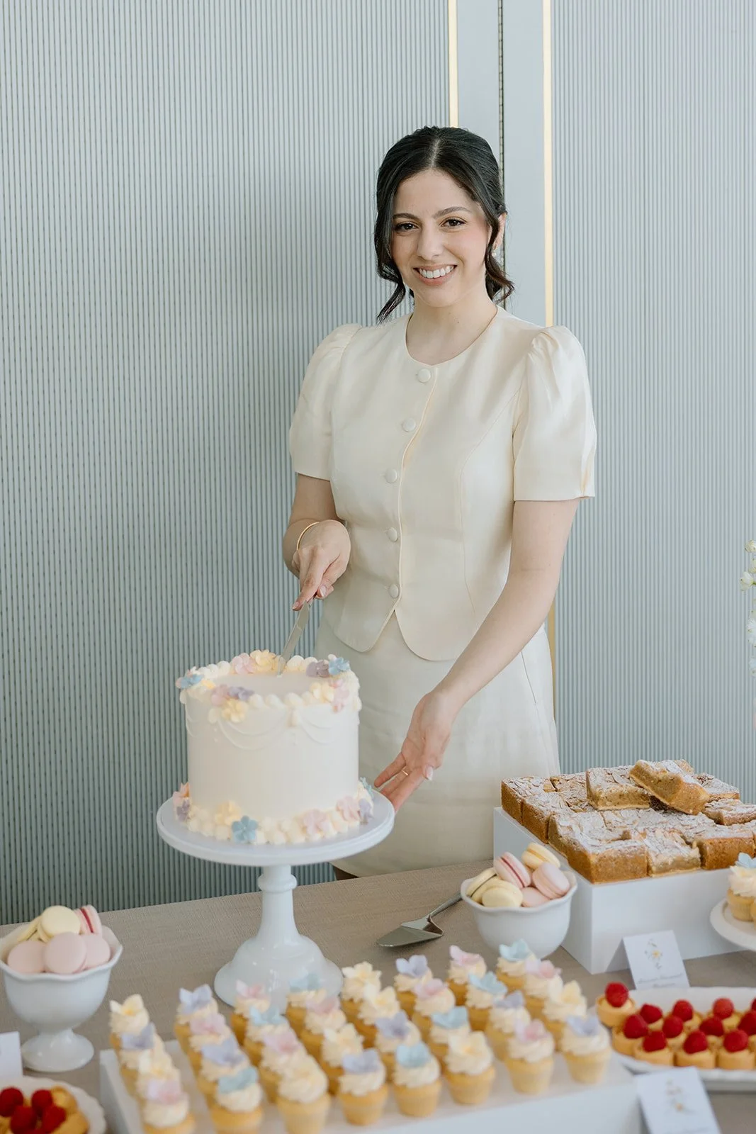  Custom event cake by The Dessert Room. 