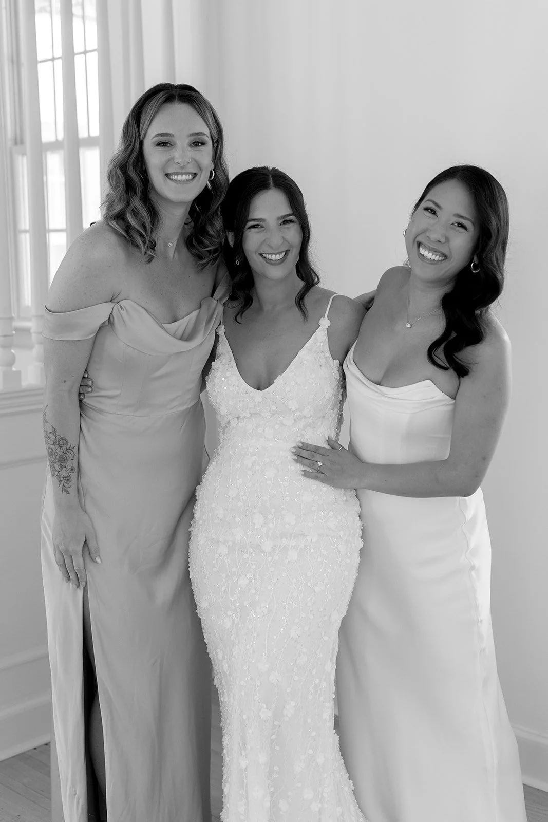  Candid wedding morning bridal preparation and bridesmaid styling curated by Niagara wedding planner Lindsay Plank Events. 