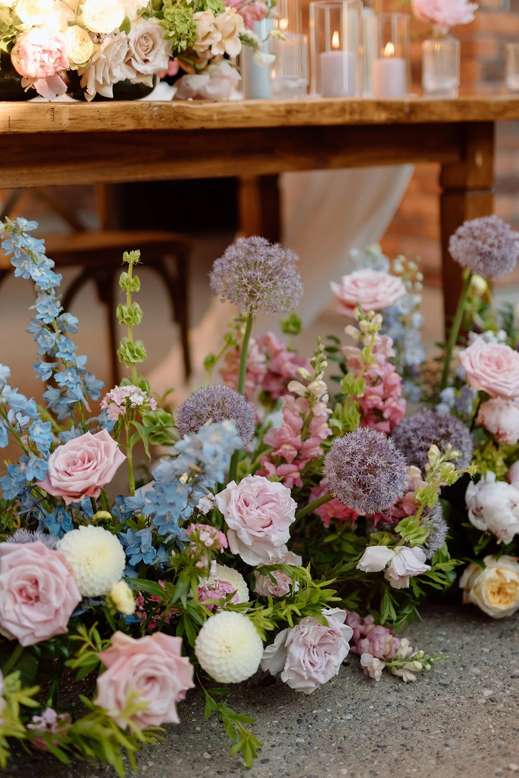  Winery wedding reception styling and floral tablescape design by threads &amp; blooms and Lindsay Plank Events 