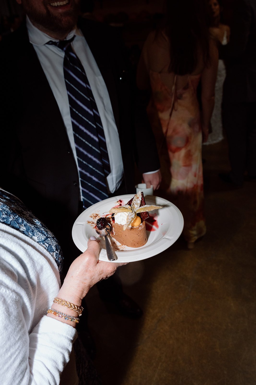  Outdoor courtyard wedding Niagara-on-the-Lake 