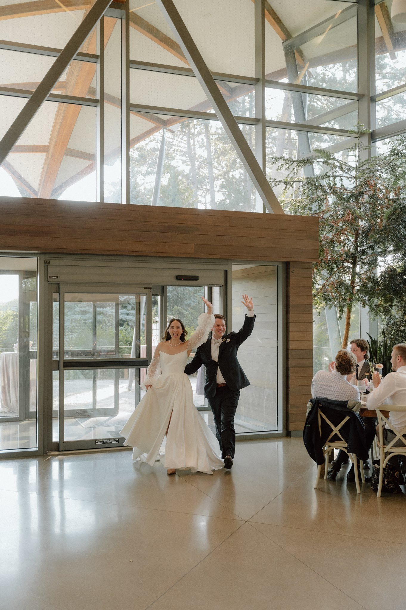The-Rock-Garden-Hamilton-Wedding-Lindsay-Plank-Events-117.jpg