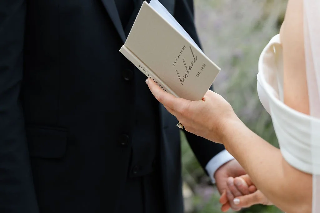Art-Gallery-of-Hamilton-Wedding-Lindsay-Plank-Events30.jpg