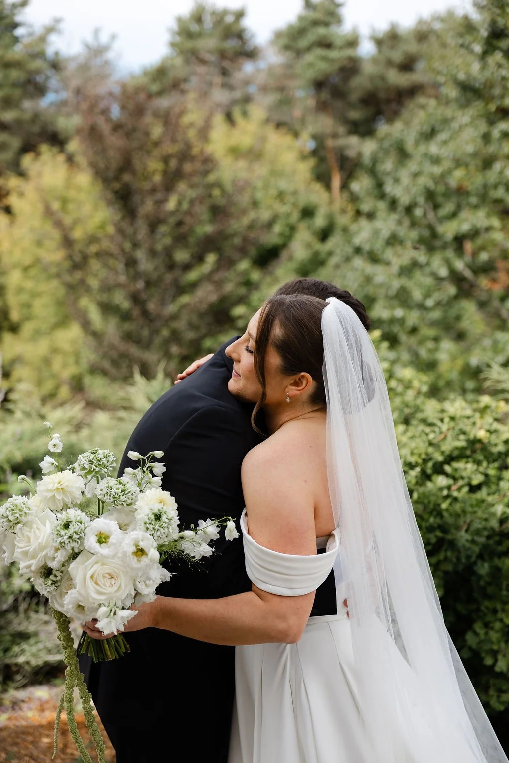 Art-Gallery-of-Hamilton-Wedding-Lindsay-Plank-Events35.jpg