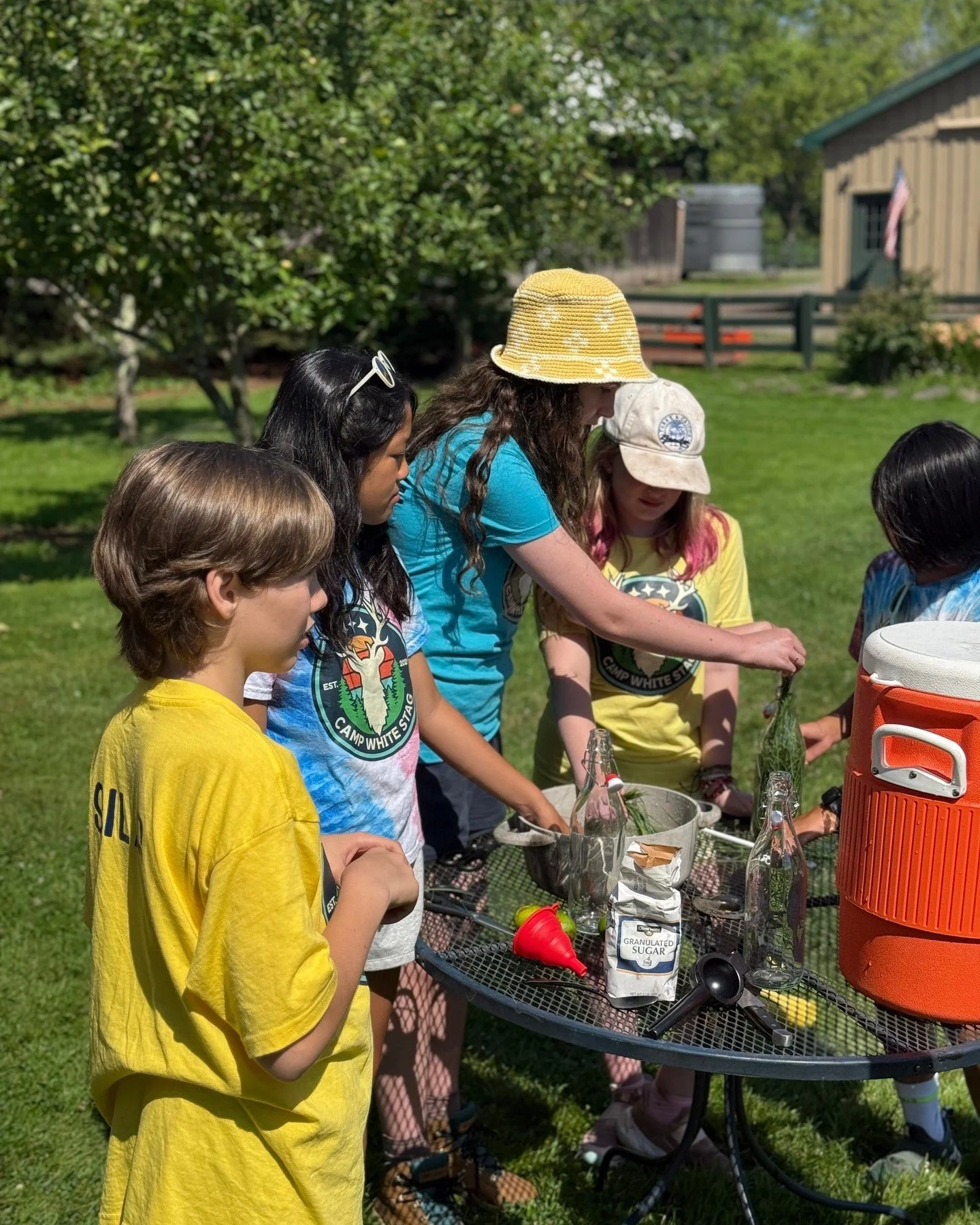 Time spent in the garden is always time well spent 🌱💚

Campers love planting flowers, 🌸 harvesting fresh fruits and vegetables, 🥕🍅 and seeing their hard work come full circle during cooking activities 🍽️✨ 

It&rsquo;s hands on, meaningful, and 