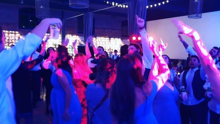 Pack your Dance floor with MixWire DJ!
www.mixwirepro.com