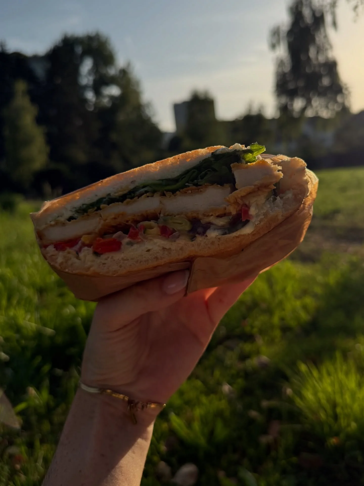 Welcome, so happy to have you here! 💕
I&rsquo;m excited to share my tried and tasted finds across Europe, South America, Asia, Africa &amp; based in Switzerland. 🌍

Think stays, excursions, itineraries, and food that skips the gluten, not the taste