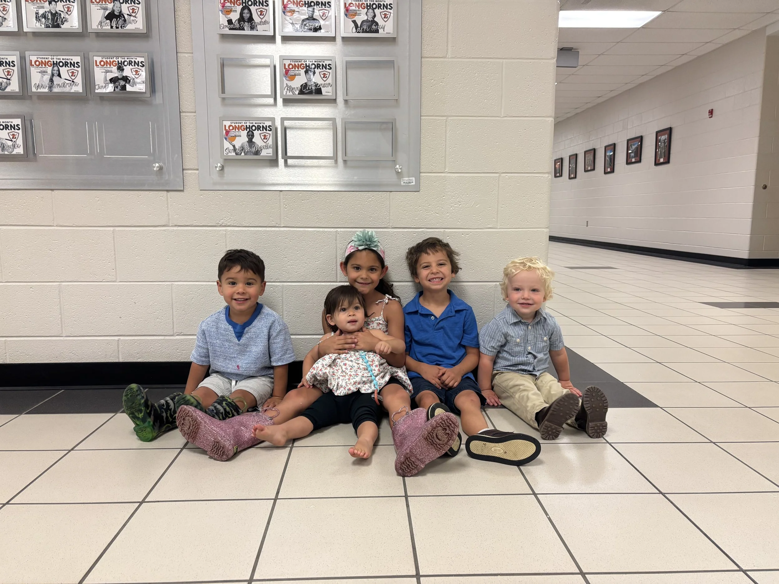 kids against wall .jpg