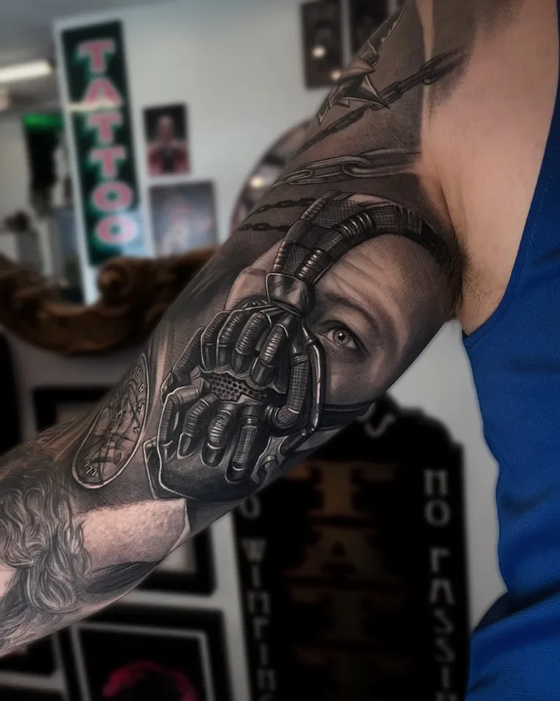 Nico Caponi realism tattoo Brossard